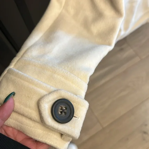 Cream Jacket - Picture 4 of 5